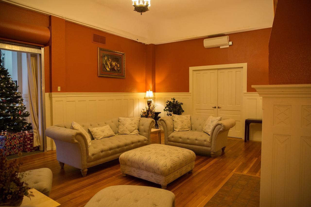 Centralia Square Grand Ballroom And Vintage Hotel المظهر الخارجي الصورة