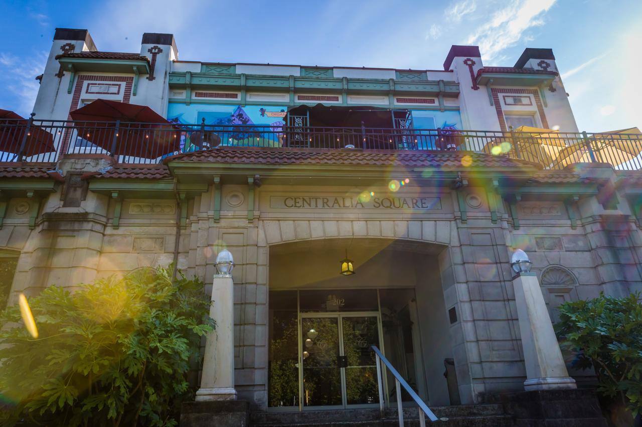 Centralia Square Grand Ballroom And Vintage Hotel المظهر الخارجي الصورة