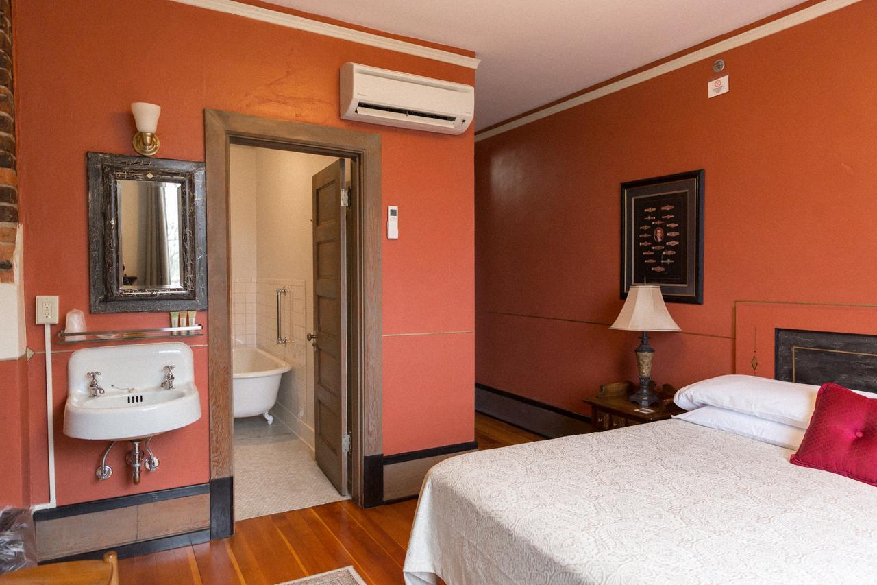Centralia Square Grand Ballroom And Vintage Hotel المظهر الخارجي الصورة